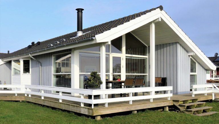 Zadaszony, czy odkryty – jaki taras wybrać?